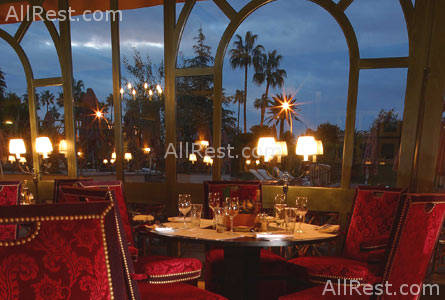 Hotel Majestic Barriere 27